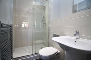 En-Suite- click for photo gallery